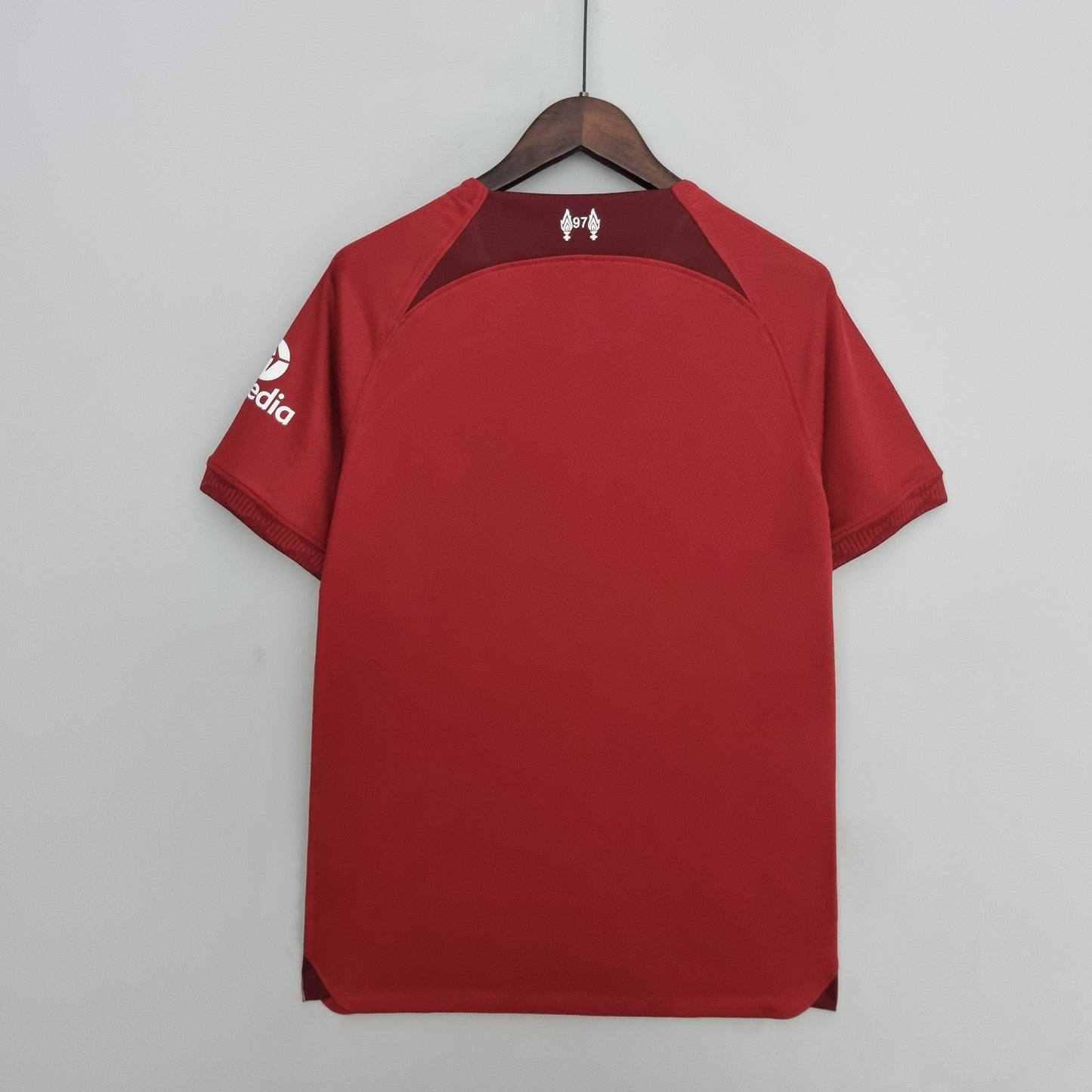 Liverpool home 22/23 fan version