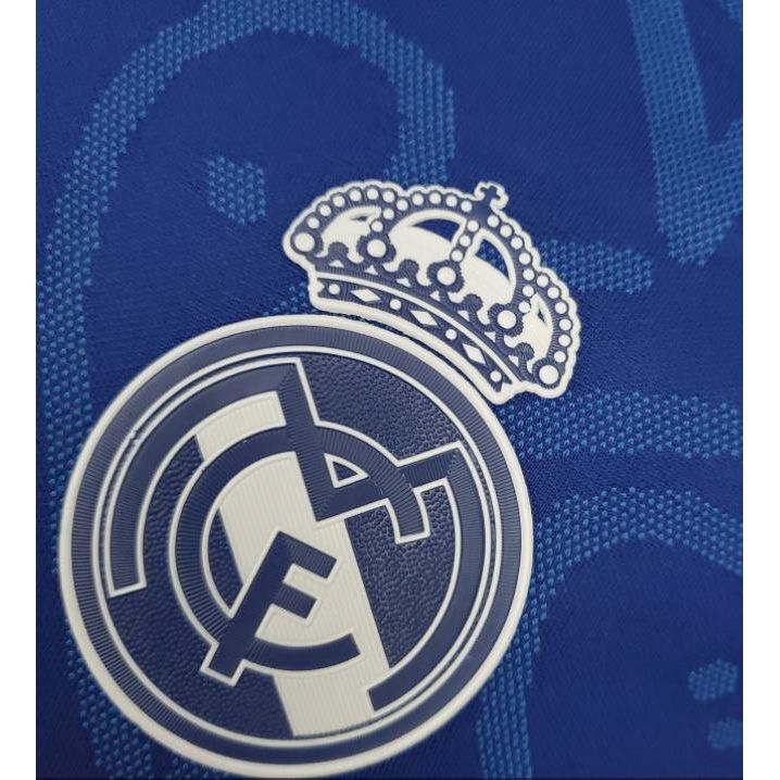 Real Madrid Away jersey player version