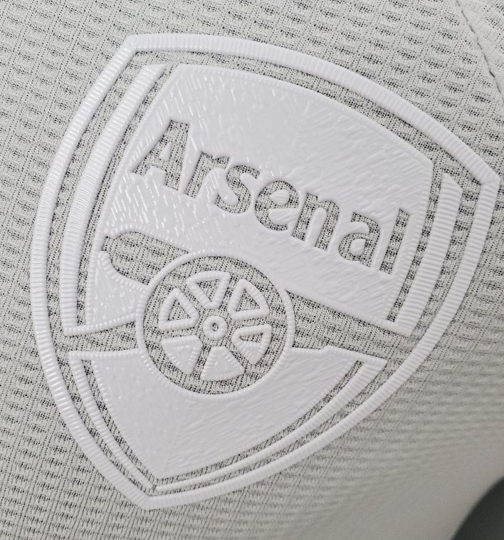 Arsenal special edition no more red player version