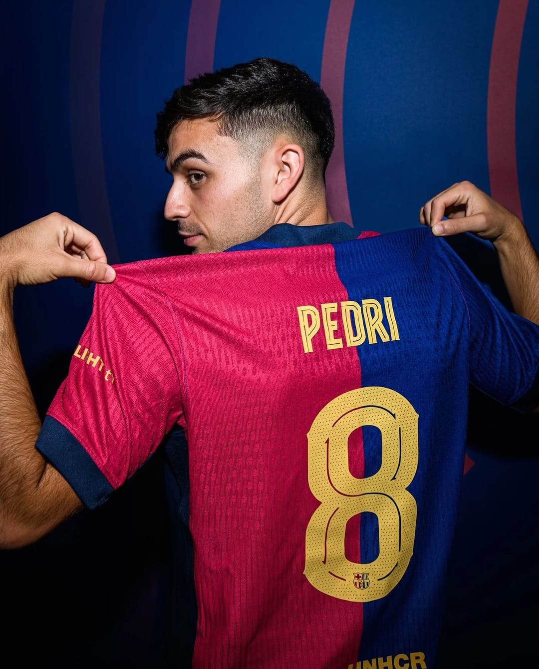 Barcelona 24/25 player version Pedri 8