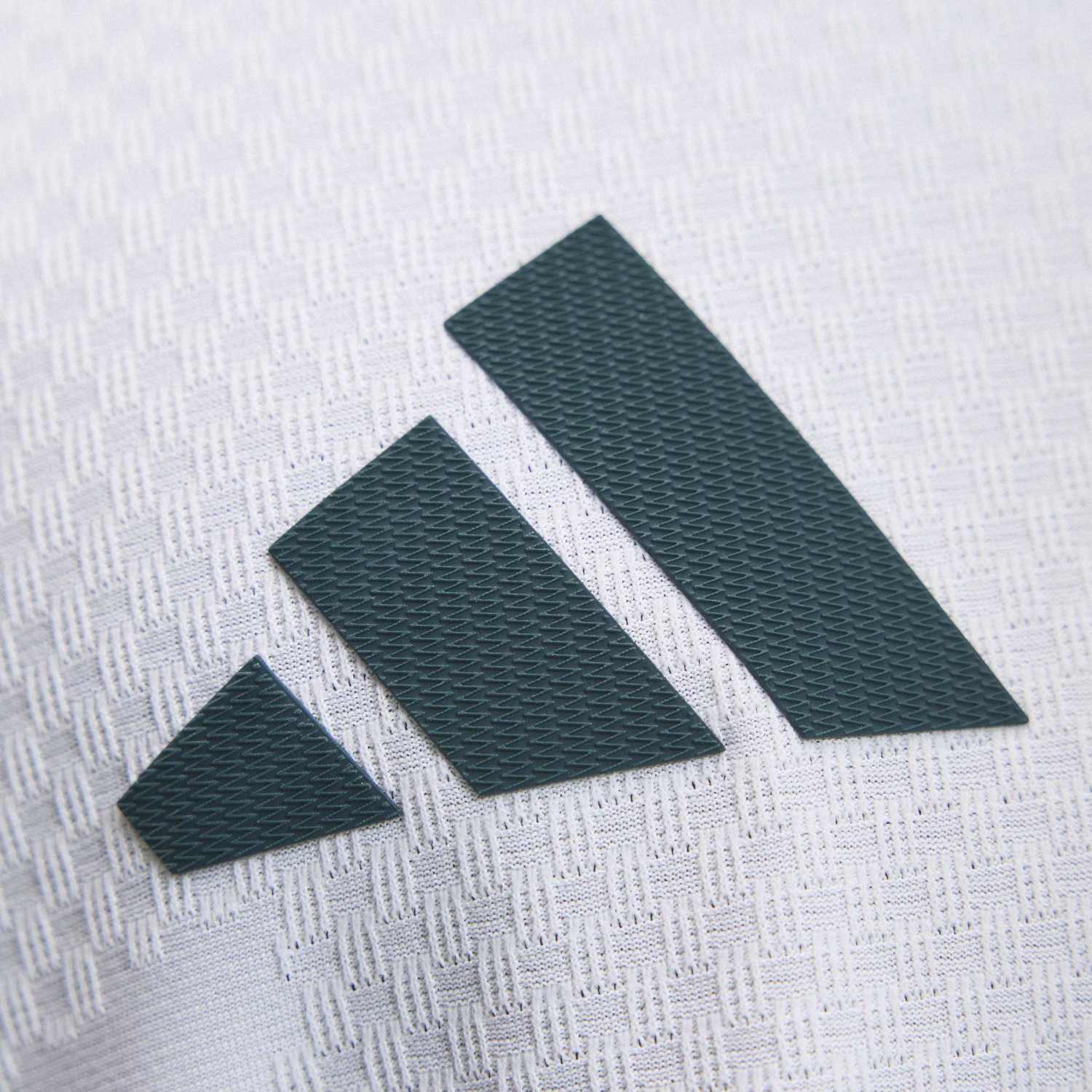 Real Madrid Home 26/27 Player Version Jersey