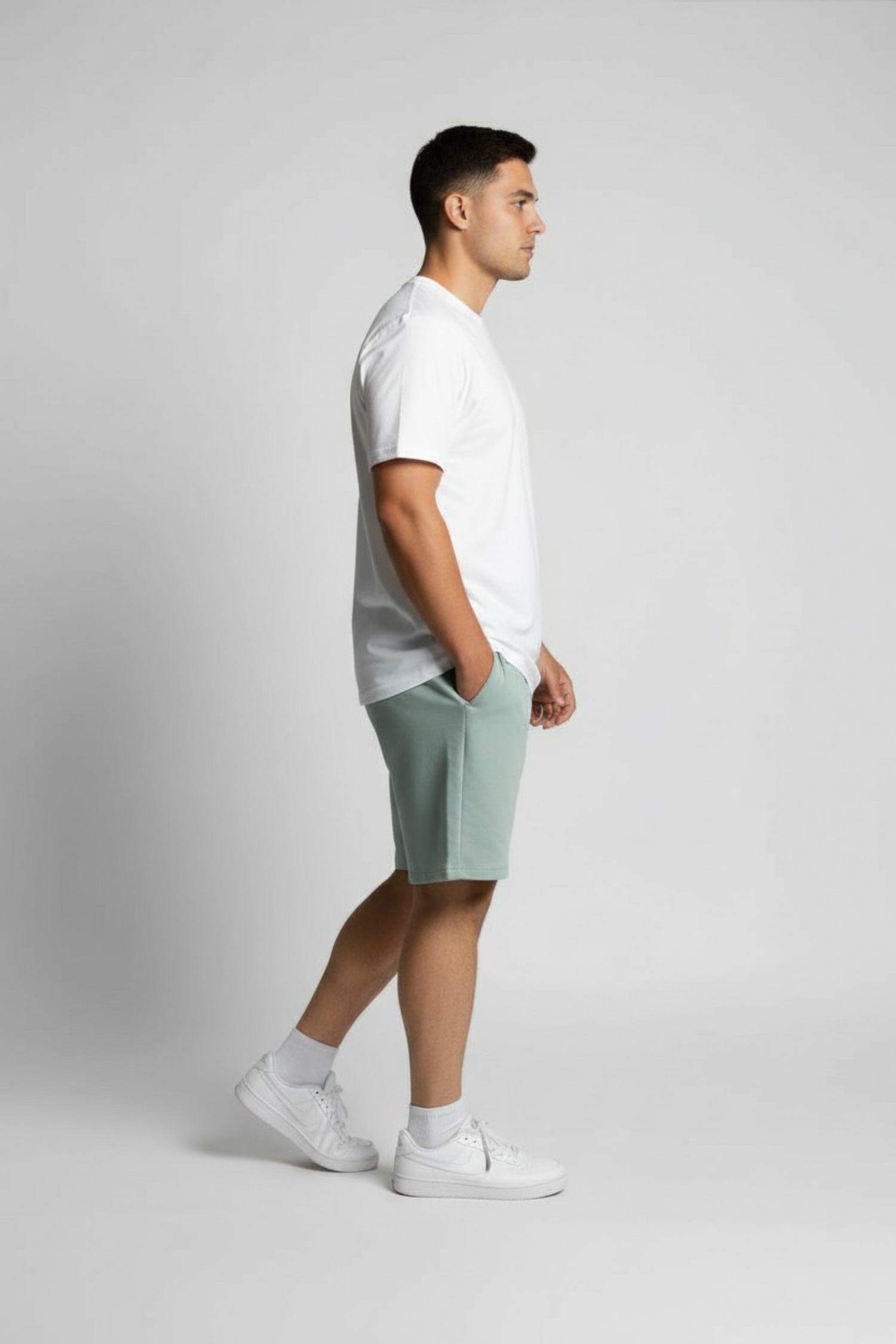 ZED STRIDE SHORTS - Sage Green