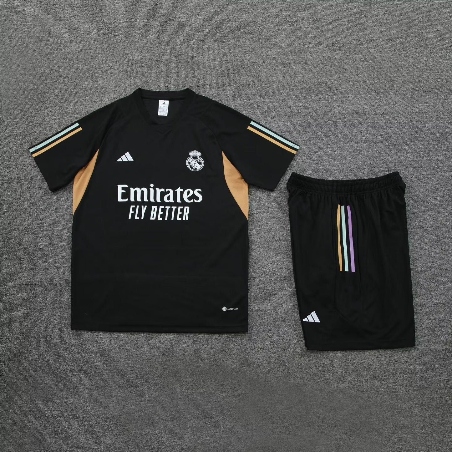 Real Madrid training Kit 23/24 (jersey Only )
