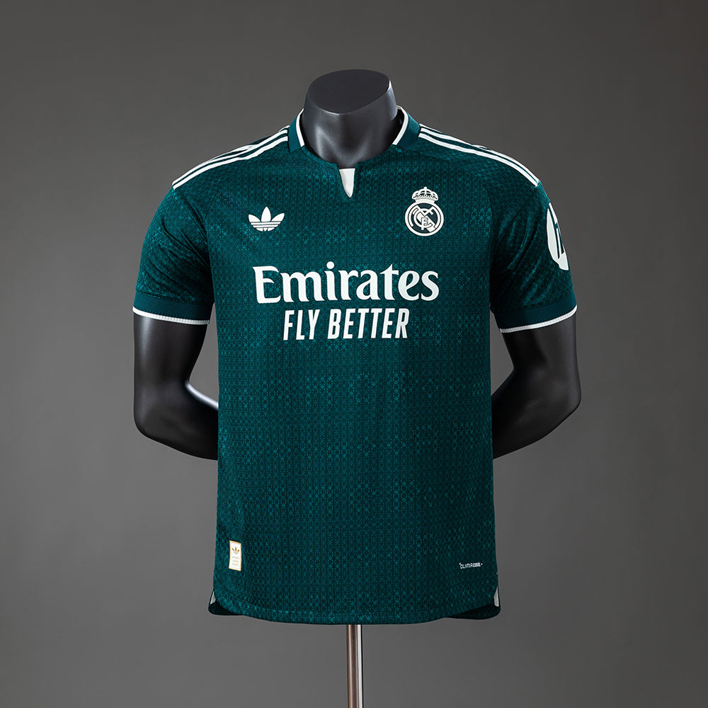 Real madrid away jersey 26/17 player version