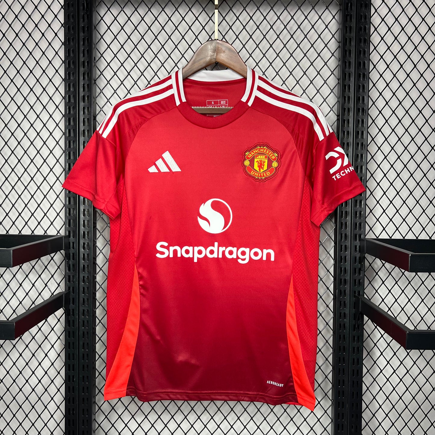 MAN UTD HOME FAN VERSION 24/25