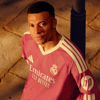 Real Madrid Home Kit Long Sleeve – Player Version