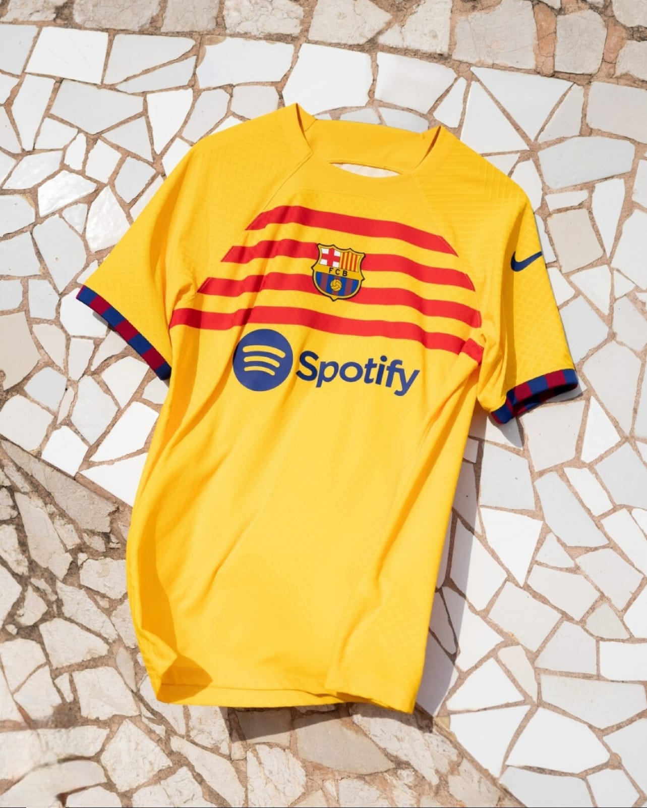 Barcelona 22/23 4TH kit Fan Version